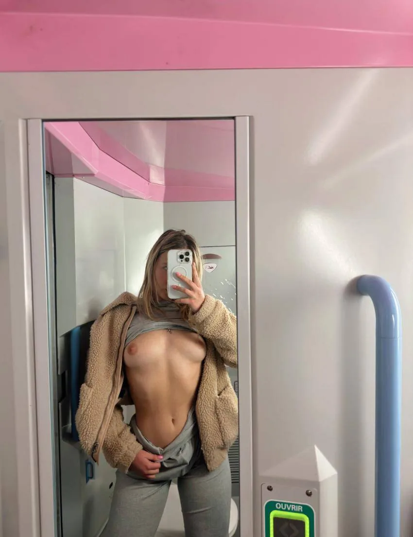 Mlada.Nataša